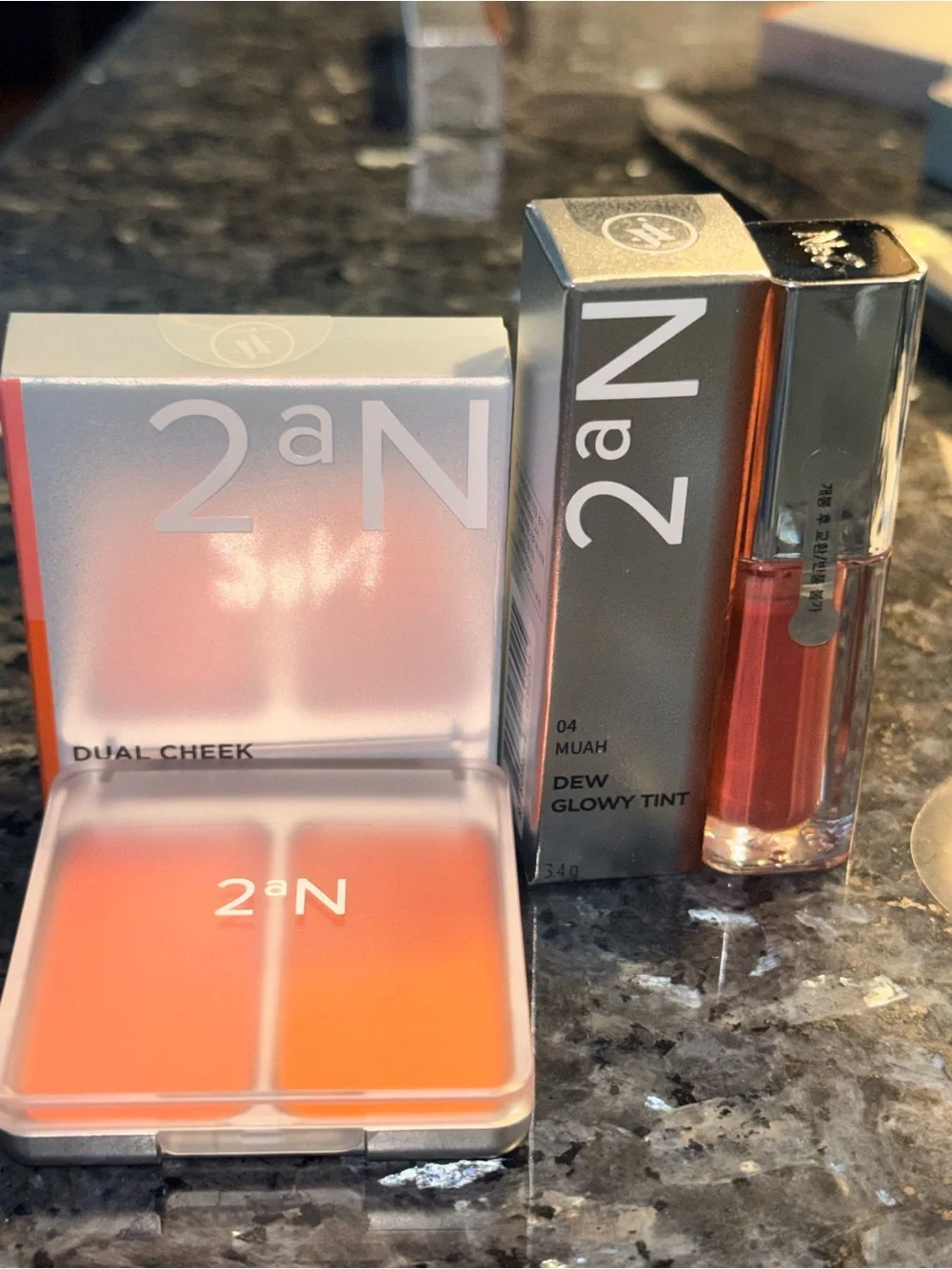 NWT 2aN Dual Cheek + Dew Glowy Tint Duo MSRP $39